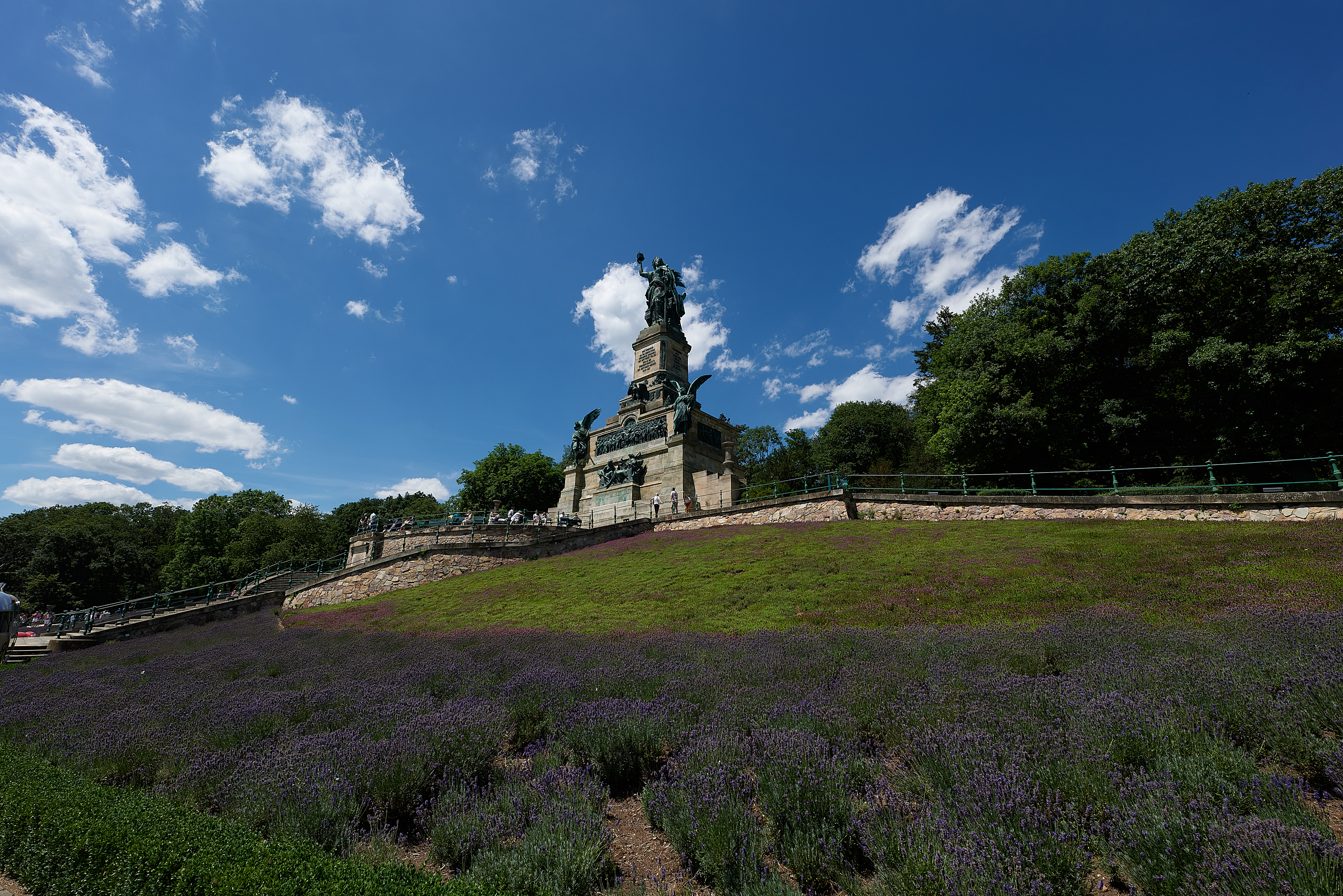 Die Germania - Das Niederwalddenkmal 29 Die Germania – Das Niederwalddenkmal